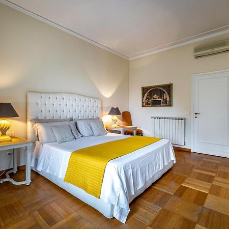 Yid D'Azeglio Luxury Apartment With Parking ฟลอเรนซ์ ภายนอก รูปภาพ
