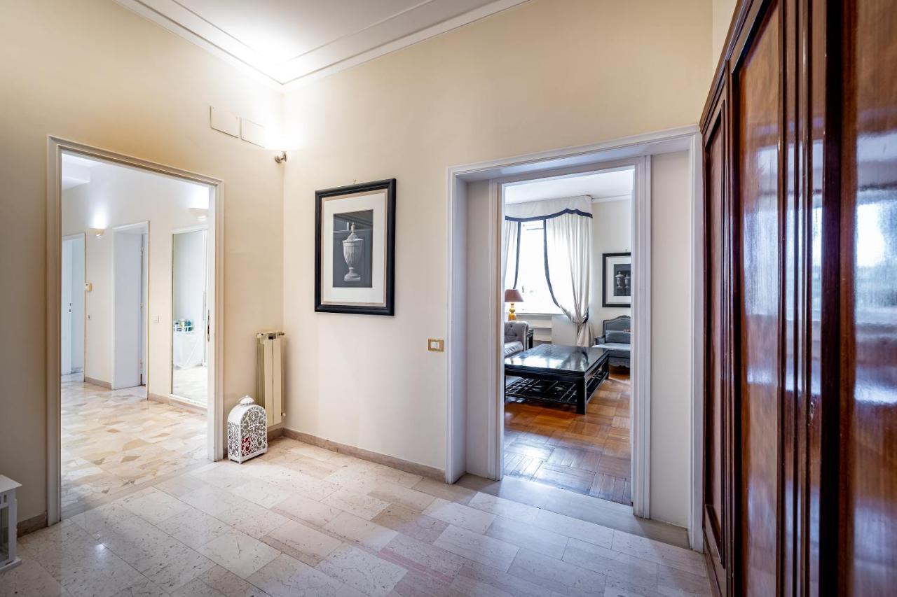 Yid D'Azeglio Luxury Apartment With Parking ฟลอเรนซ์ ภายนอก รูปภาพ