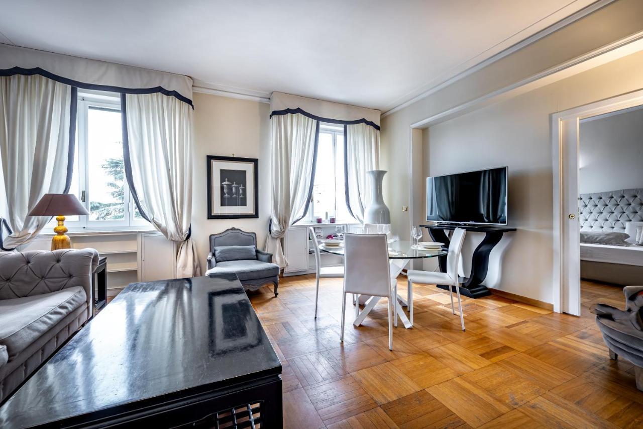 Yid D'Azeglio Luxury Apartment With Parking ฟลอเรนซ์ ภายนอก รูปภาพ