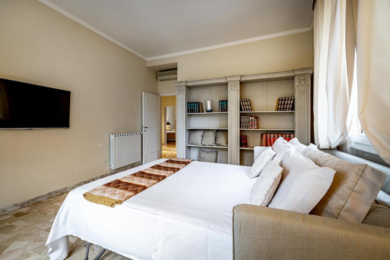 Yid D'Azeglio Luxury Apartment With Parking ฟลอเรนซ์ ภายนอก รูปภาพ