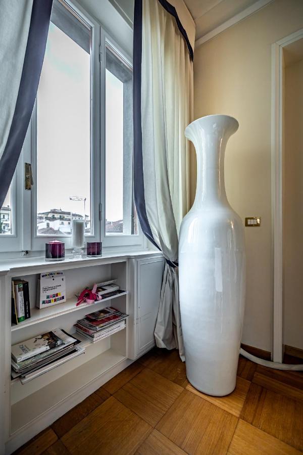 Yid D'Azeglio Luxury Apartment With Parking ฟลอเรนซ์ ภายนอก รูปภาพ