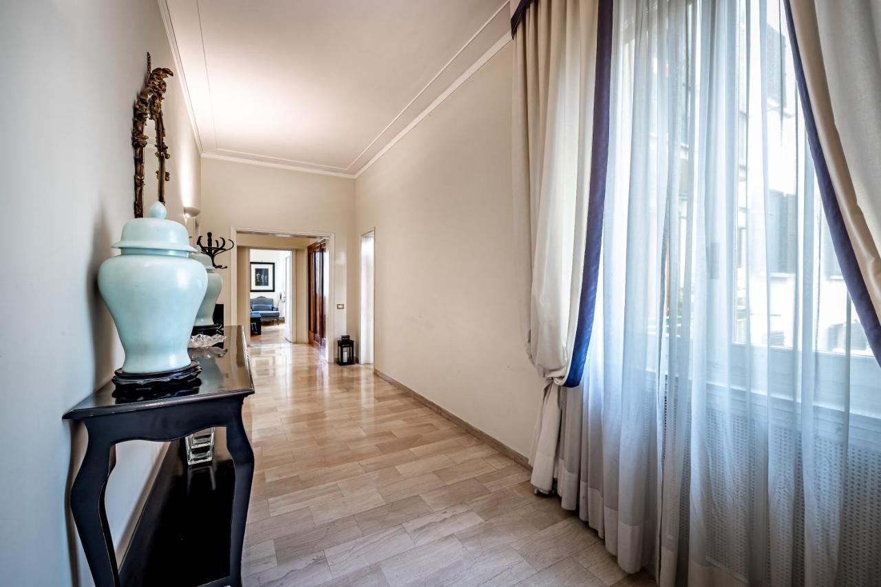 Yid D'Azeglio Luxury Apartment With Parking ฟลอเรนซ์ ภายนอก รูปภาพ