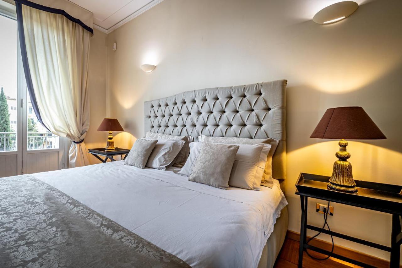 Yid D'Azeglio Luxury Apartment With Parking ฟลอเรนซ์ ภายนอก รูปภาพ