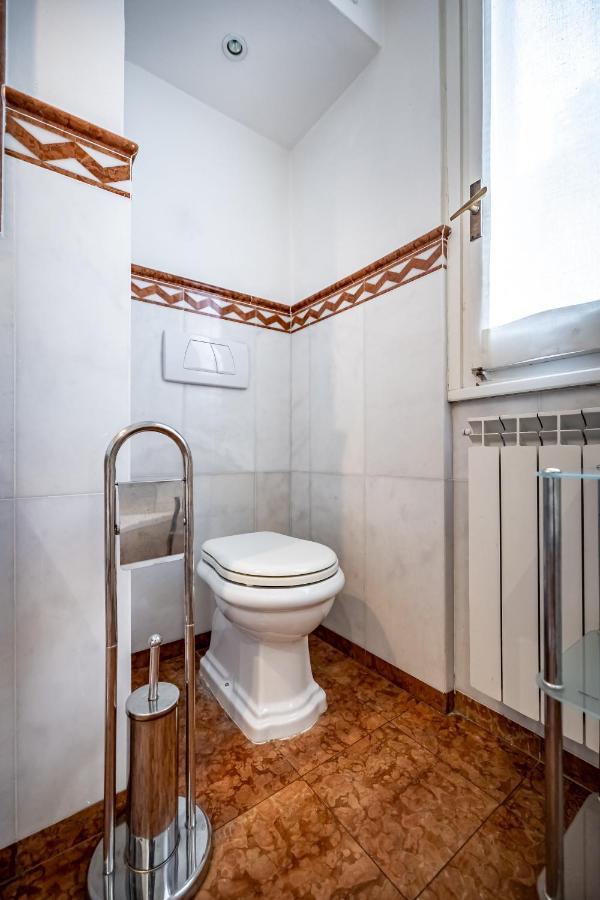 Yid D'Azeglio Luxury Apartment With Parking ฟลอเรนซ์ ภายนอก รูปภาพ