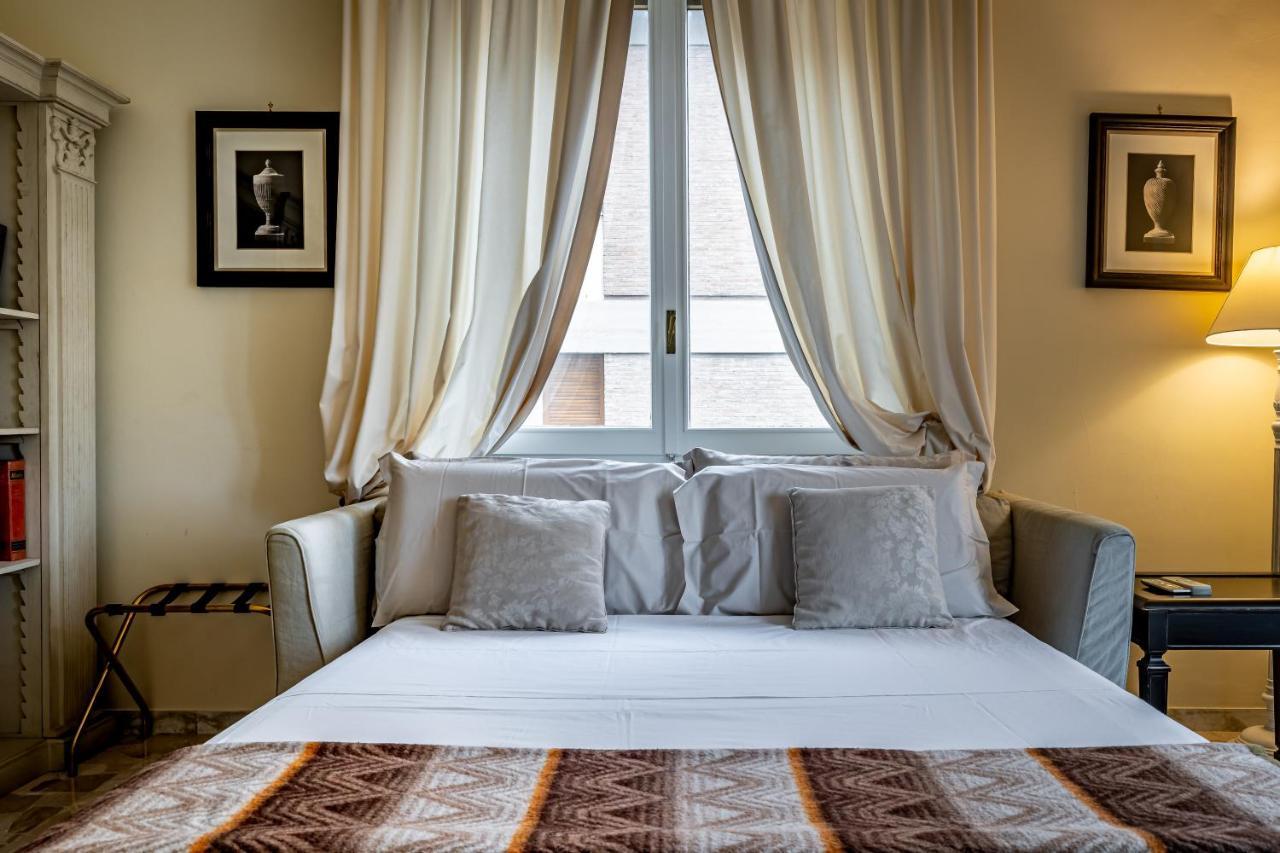Yid D'Azeglio Luxury Apartment With Parking ฟลอเรนซ์ ภายนอก รูปภาพ